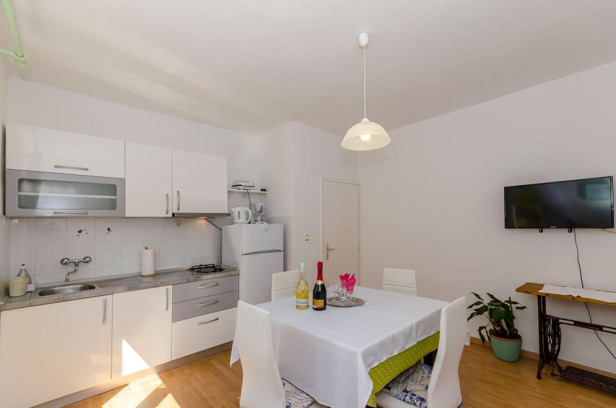Apartments Jakov Jelsa  Exteriér fotografie