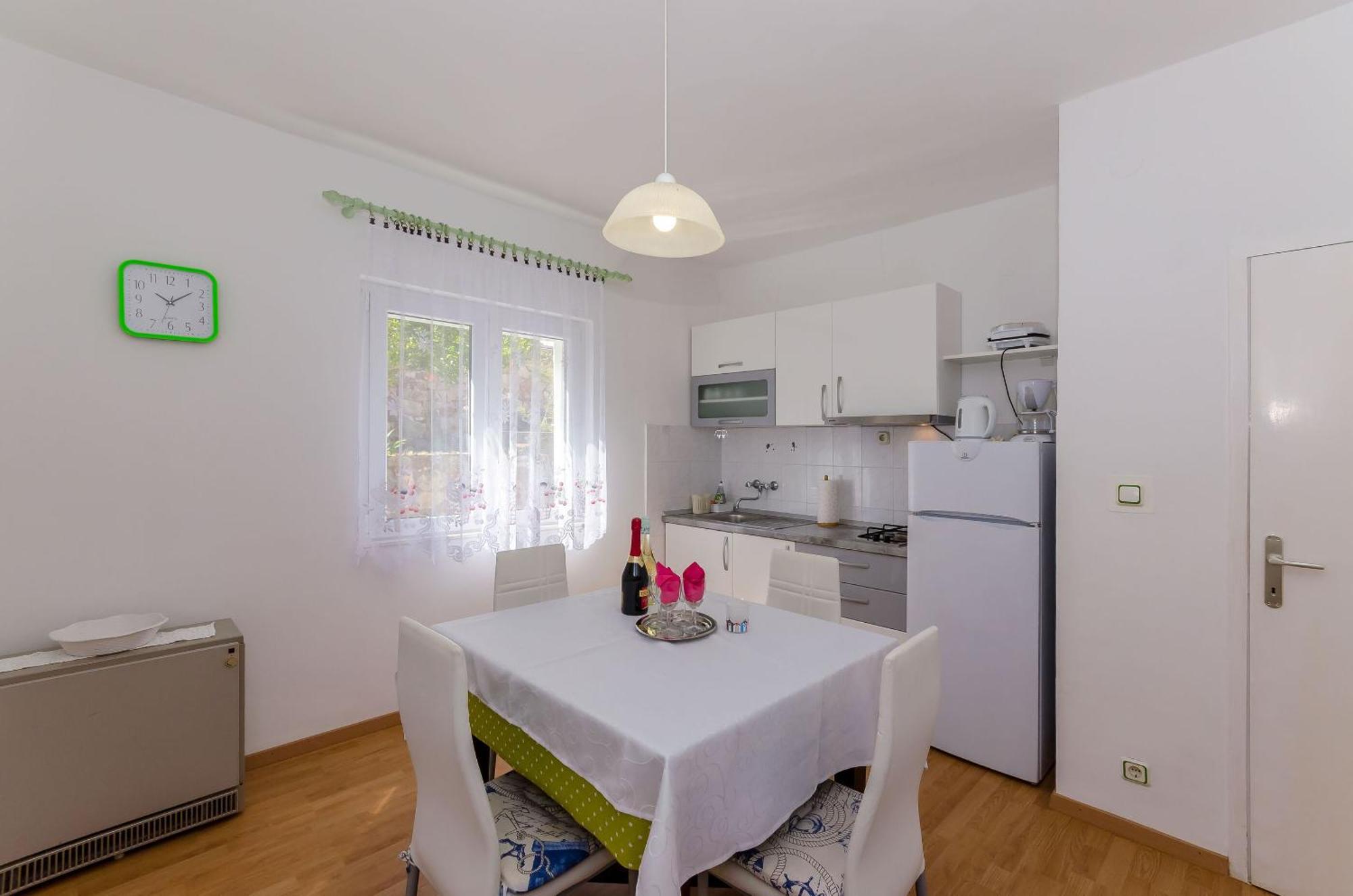 Apartments Jakov Jelsa  Exteriér fotografie