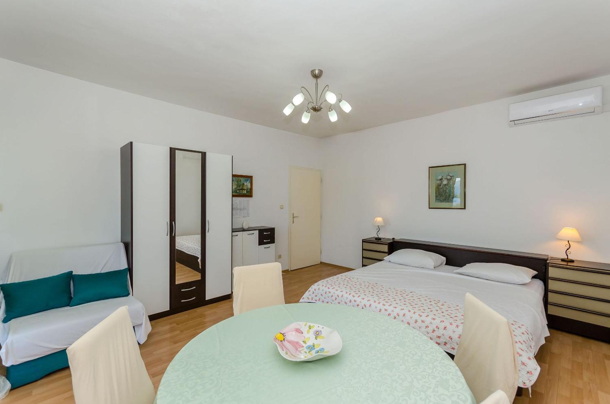 Apartments Jakov Jelsa  Exteriér fotografie